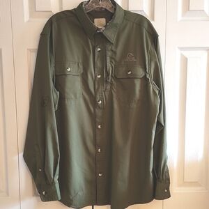 Ducks Unlimited Green Hunting Outdoor Vented Long Sleeve Button Down Shirt